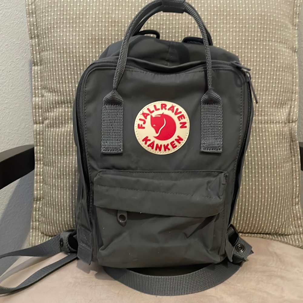 Fjallraven Kanken mini backpack
